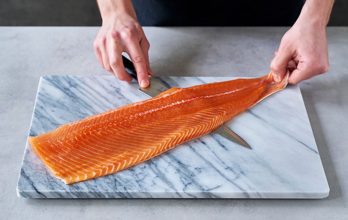 Filleting salmon